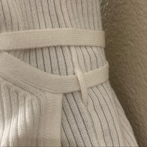 White Knit Wrap Top - Picture 2 of 5